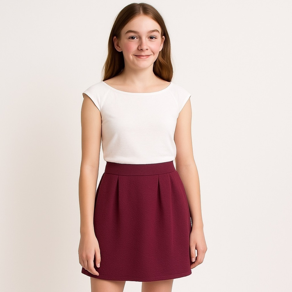 NWT Candie’s Quilted Micro Mini Skirt, Burgundy, Juniors Size 13